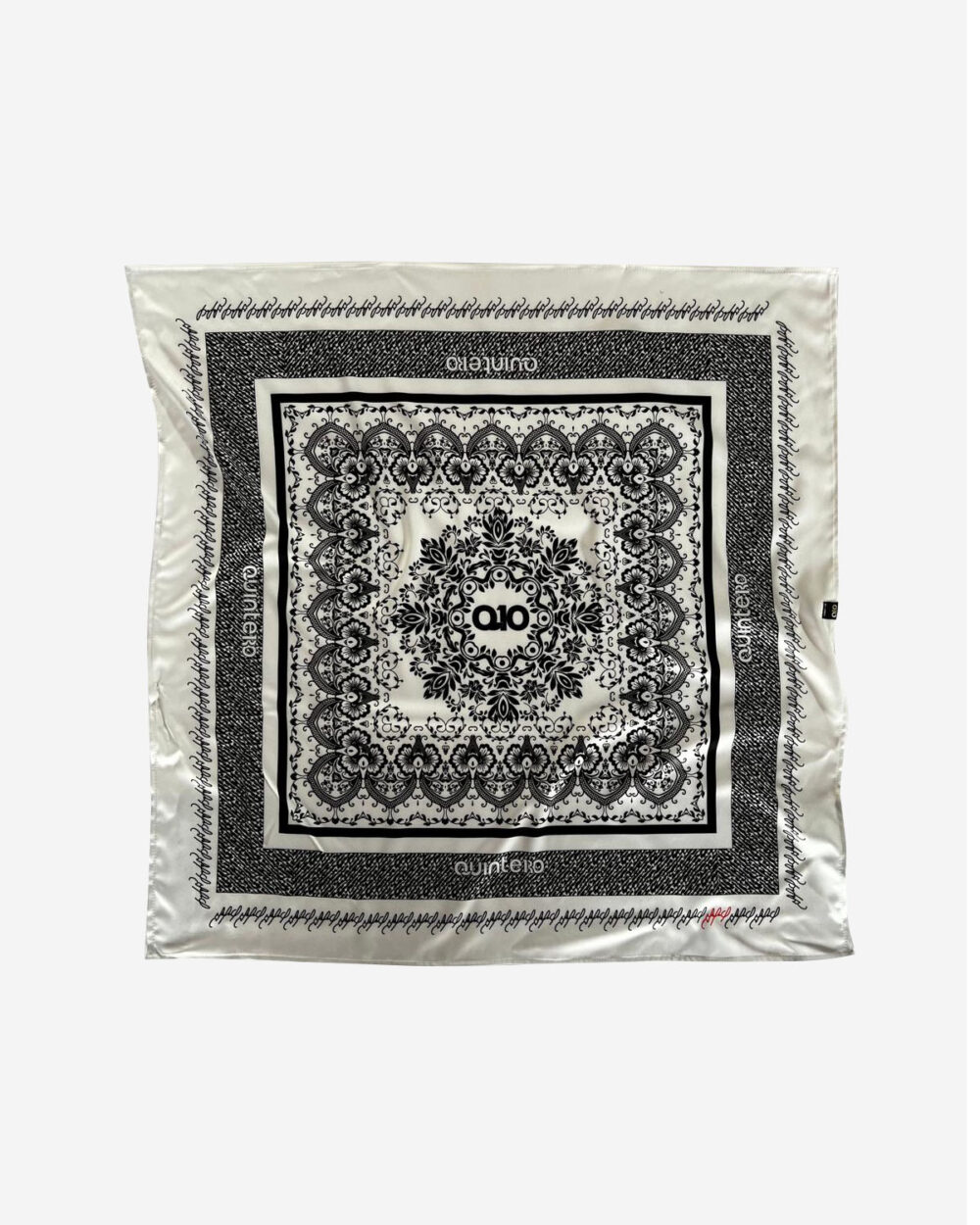 Bandana Blanca Love The Process
