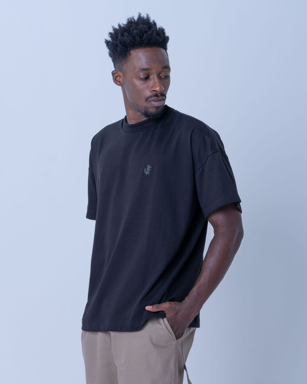 Camiseta Oversize Sol Designio Negro - Imagen 2