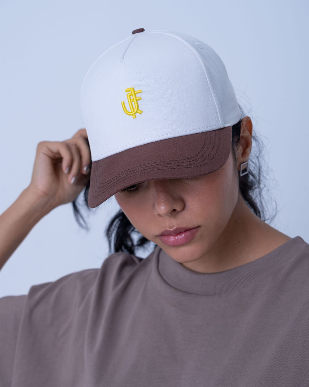 Gorra 5 Paneles Designio Beige