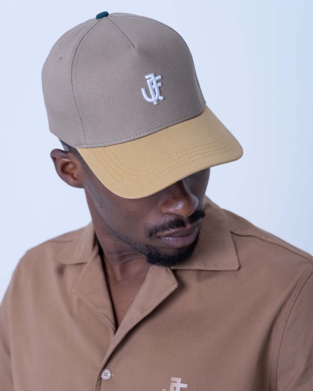 Gorra 5 Paneles Designio Marrón