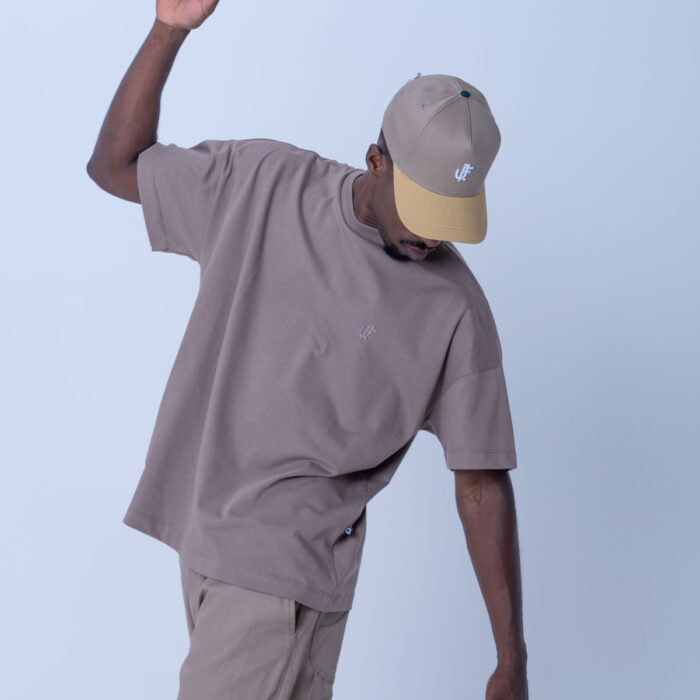 Camiseta Oversize Sol Designio Marrón