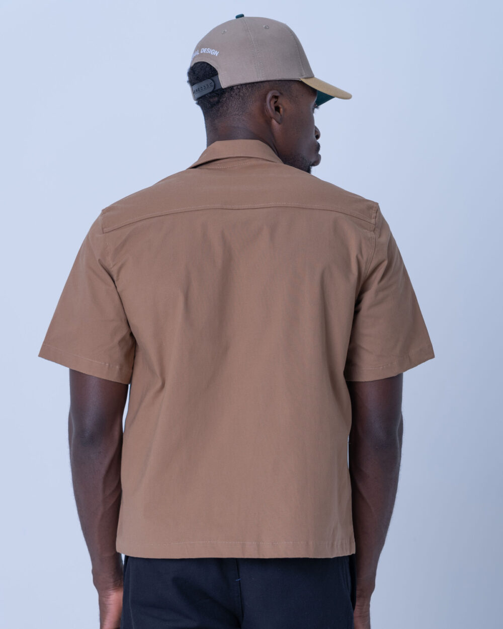 Camisa  Designio Marrón - Imagen 4